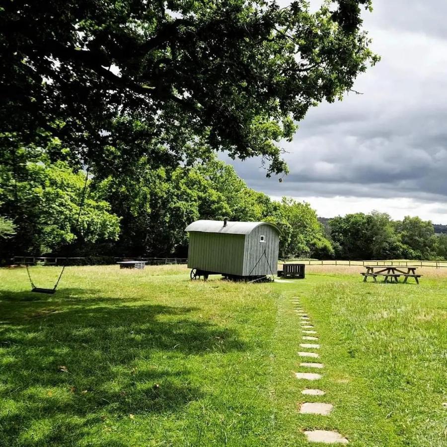 Skylark Shepherds Hut Royal Tunbridge Wells Ngoại thất bức ảnh