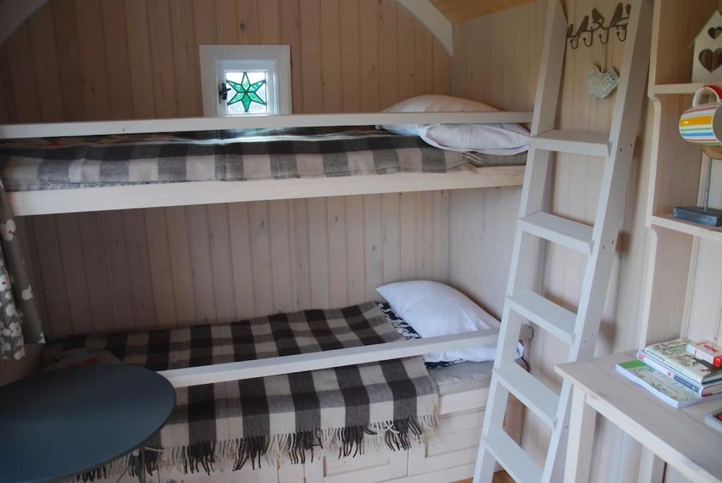 Skylark Shepherds Hut Royal Tunbridge Wells Ngoại thất bức ảnh